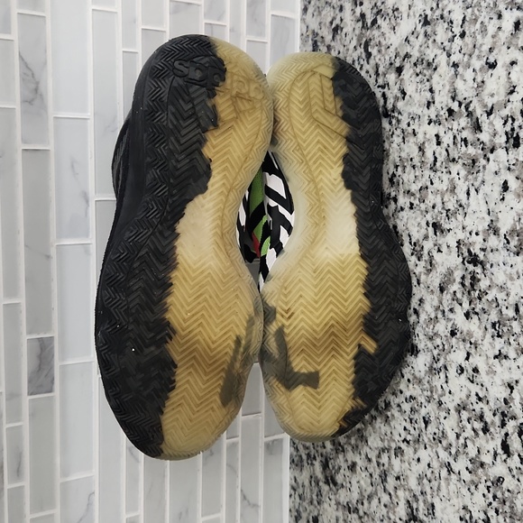 Black & Pink Adidas Dame 6 GCA Ruthless Basketball Shoes sz 10 Lillard sneakers - Picture 6 of 6